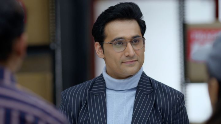 Harry Makes His Move