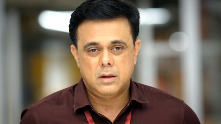 Rajesh Collapses At Work