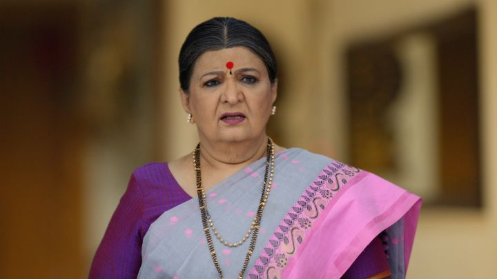 Radhika Jealous Of Mamiji