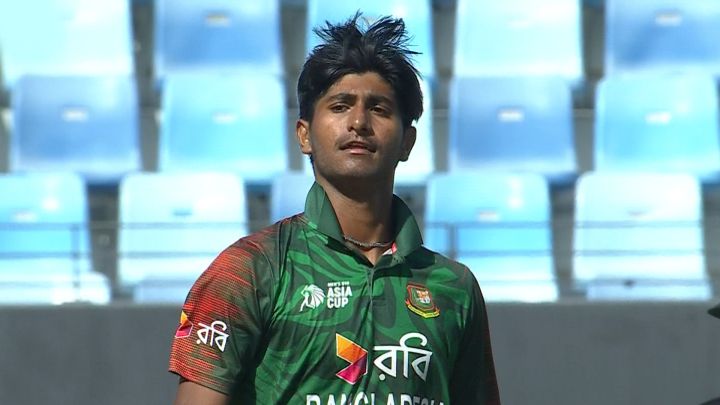 Al Fahad Bags Four Fiery Wickets