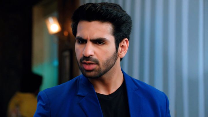 Prachi Supports Raghav