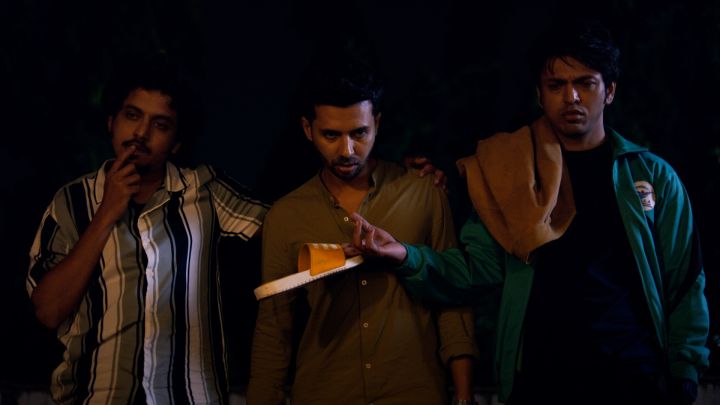 Chaos (Bombla Tichya Aila)