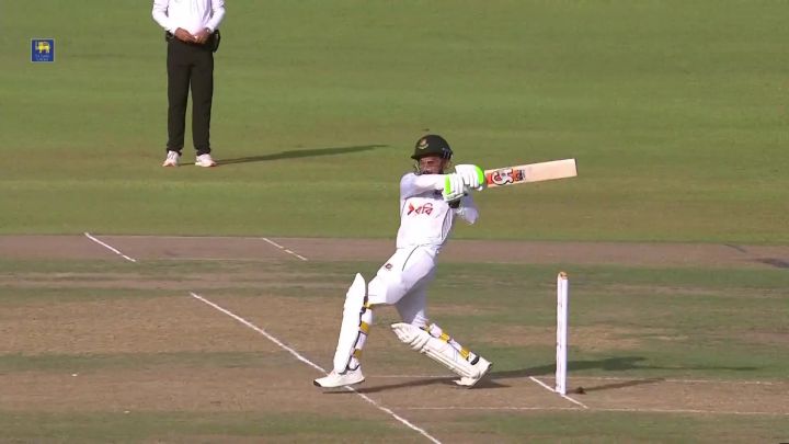 Four! Mehidy Unleashes With A Cracking Pull To Midwicket