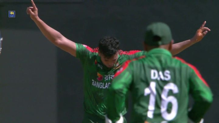 Wicket! Another Early Dismissal For Sri Lanka As Madushka Walks Back