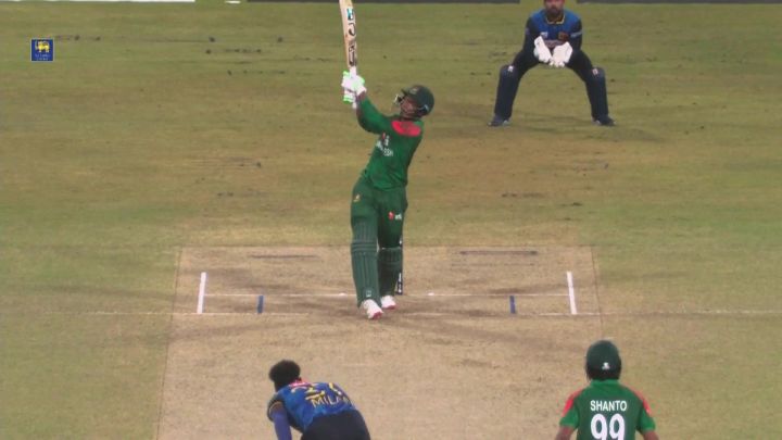 Six! Tanzid Pulls It Beautifully Into The Crowd