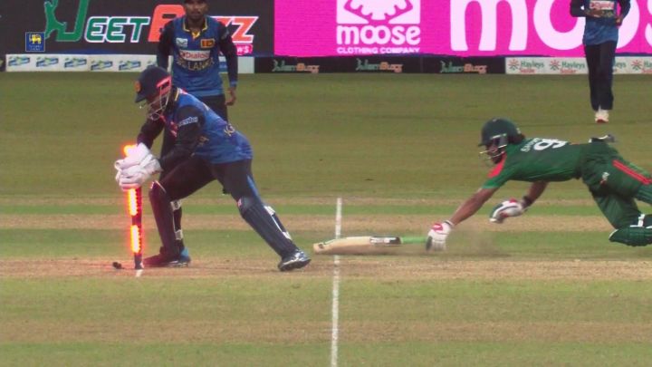 Run-Out! Sri Lanka's Sharp Fielding Sends Shanto Packing