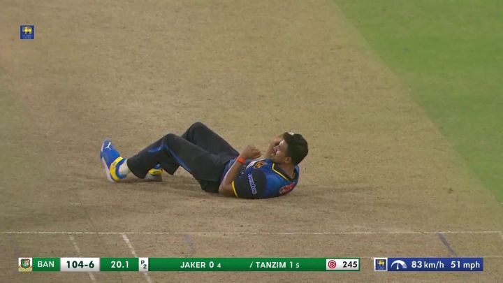 Wicket! Theekshana Leaps Off To Take A Sensational Catch, Tanzim Departs