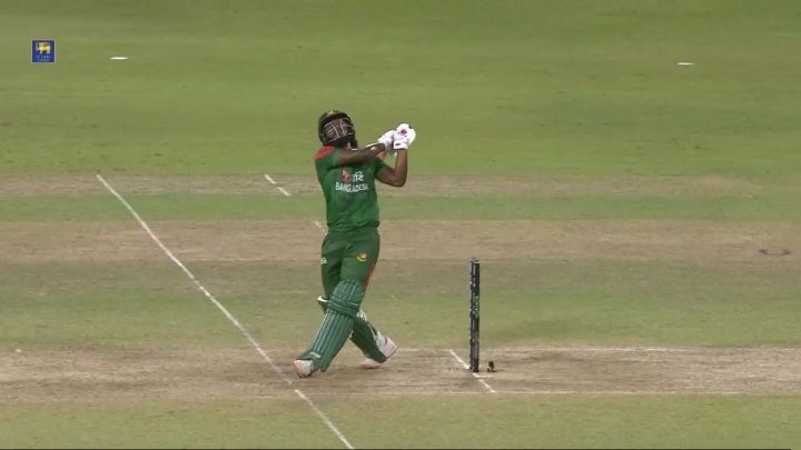 Six! Jaker Sends It Sailing Over Square Leg For A Maximum