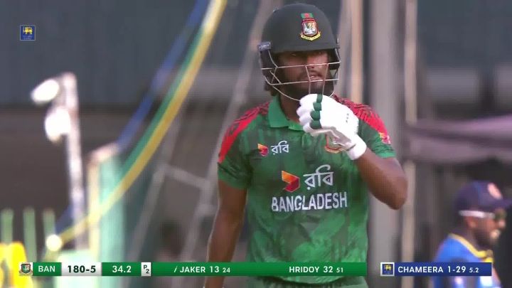 Four! Jaker Heaves It Through Midwicket