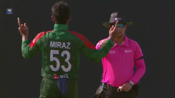 Wicket! Miraz Traps Kamindu In Front Of The Stumps