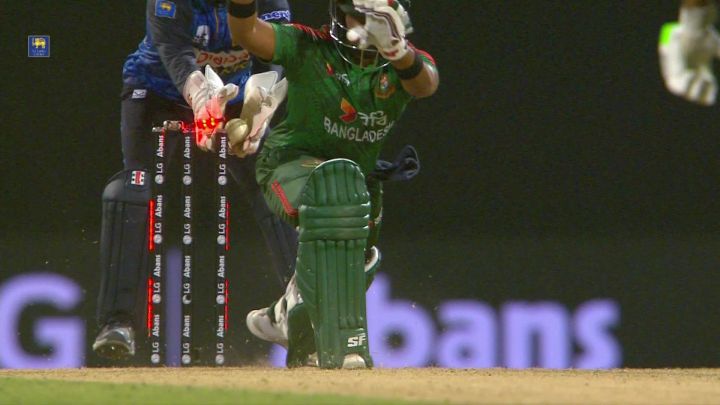 Wicket! Shamim Falls Prey To Mendis' Excellent Glove Work