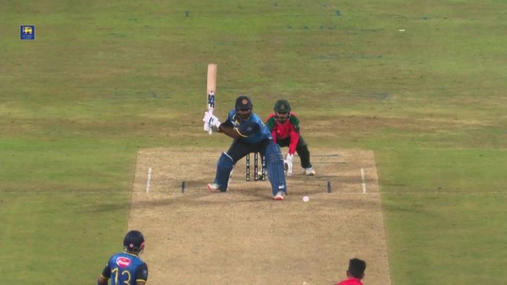 Six! Perera Tonks It Over The Ropes With A Briliant Reverse Sweep