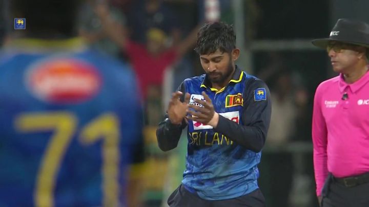 Wicket! Perera Clutches A Crucial Catch, Das Walks Back