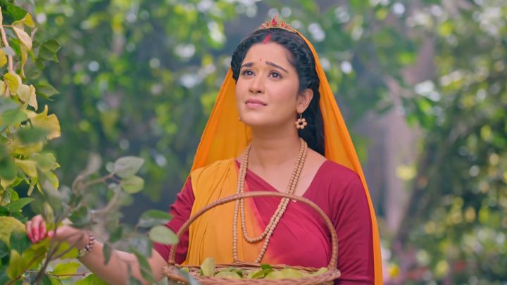 Nari O Purusher Shomman