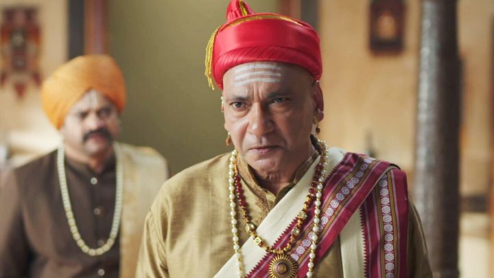 Shastri Decides To Stay