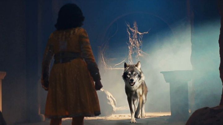 Mahal Ke Bheetar Shatru