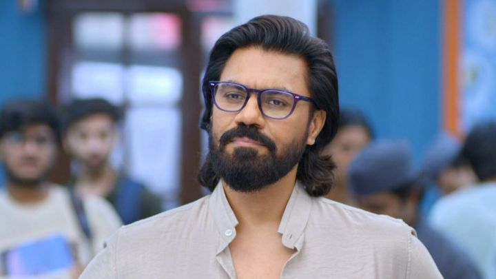 College Ka Pehla Din