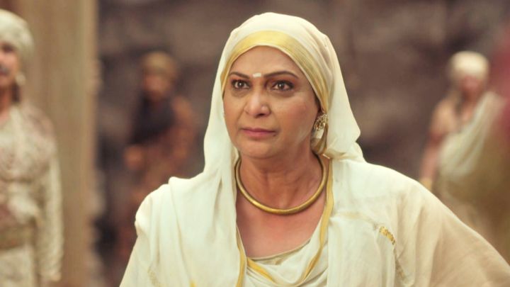 Godavri Mausi Kaha Hai?