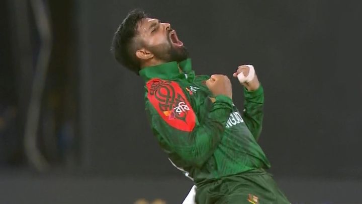 2nd ODI - Fall of Wickets - Sri Lanka - 5 Jul 2025 