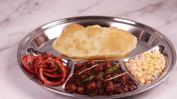 Amritsari Chole Bhature