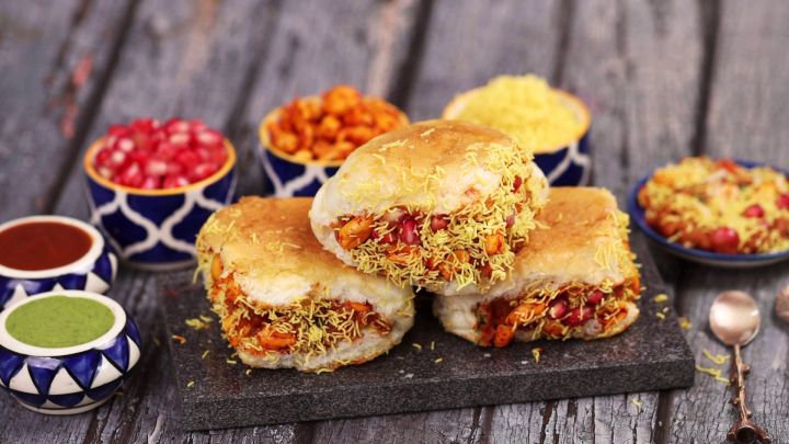 Street Style Dabeli