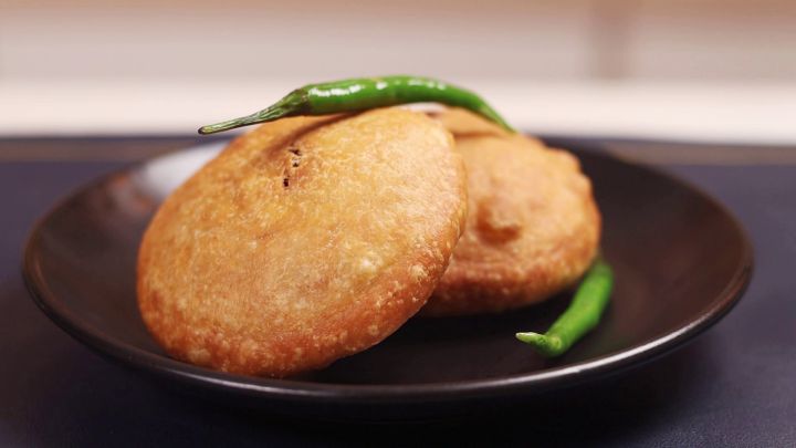 Shegaav Kachori