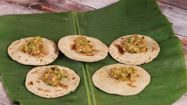 Vangyach Bharit Ani Rodga