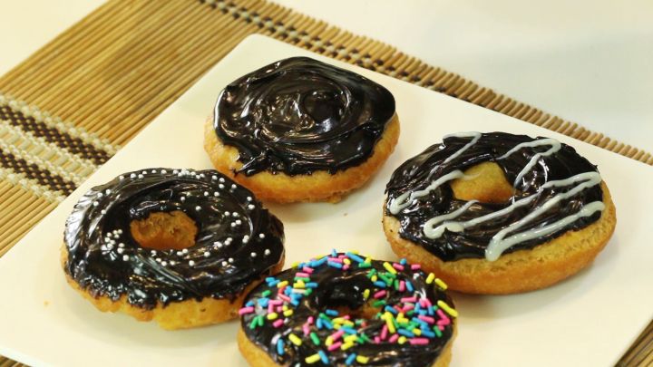 Eggless Donuts