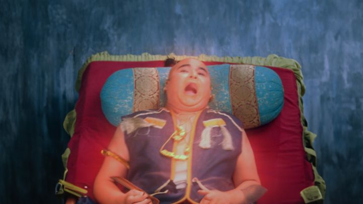 Aladdin Tries To Retrieve The Lamp