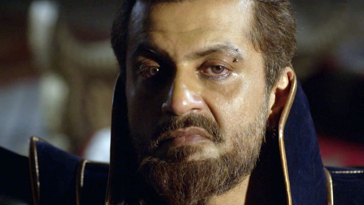 Poisoning Zafar's Mind