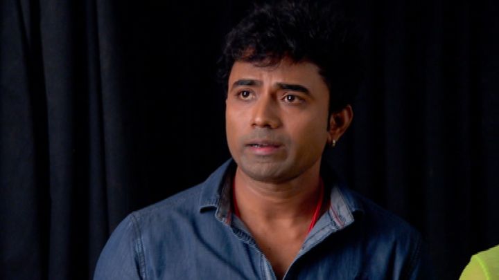 Ek Lekhika Mrityu…ebong