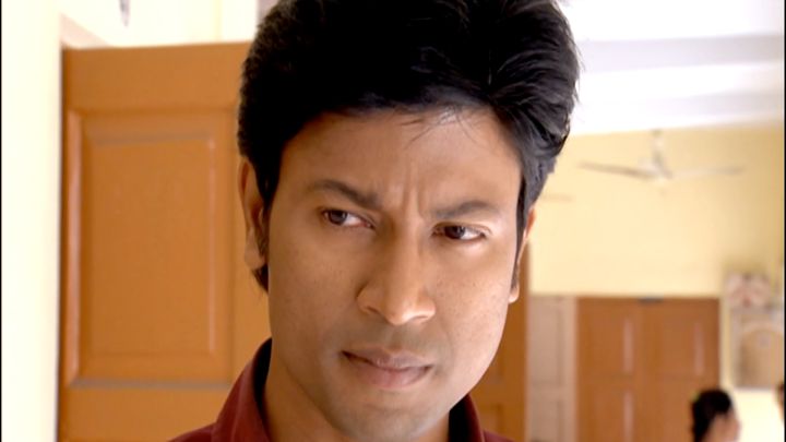 Khela Bhanglo Jakhon