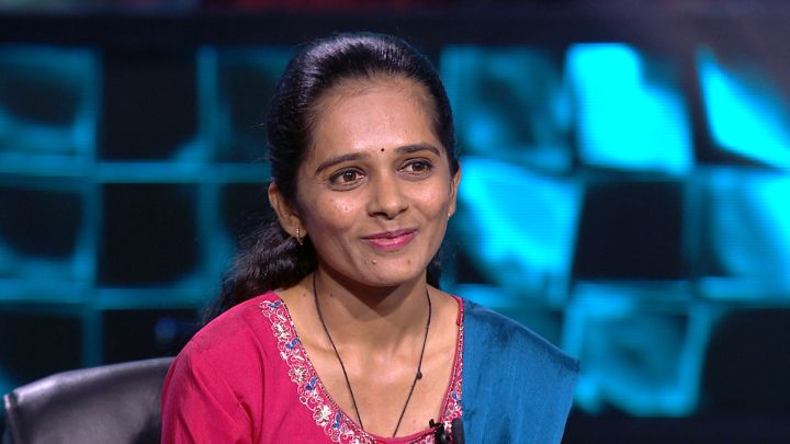 Hawa Mein Sher-O-Shayri