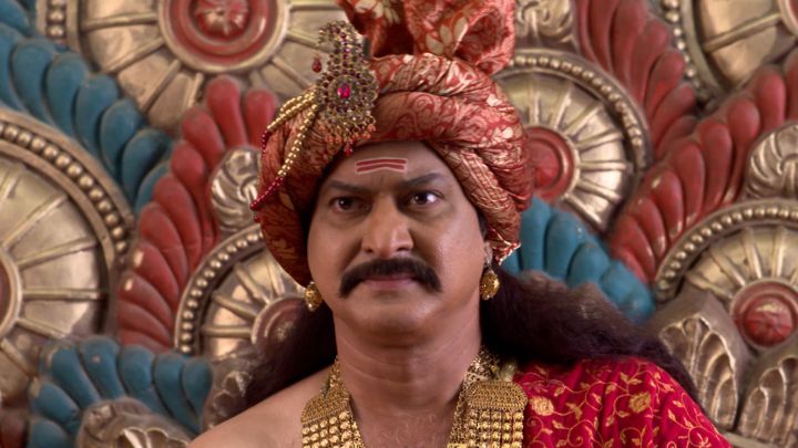 Tithe Janaar Avashyak Aahe