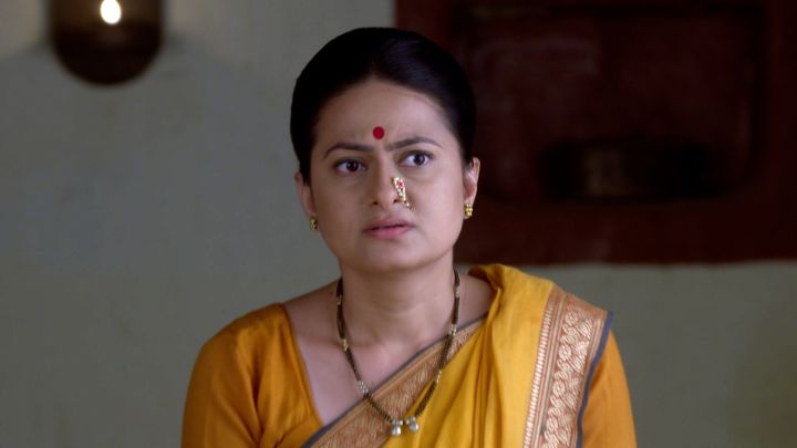 Goodbyes To Bhartari's Family