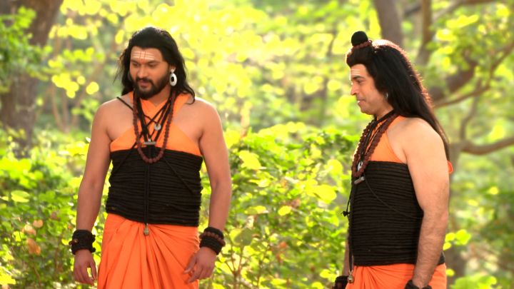 Sardar And Shripad Come Face To Face