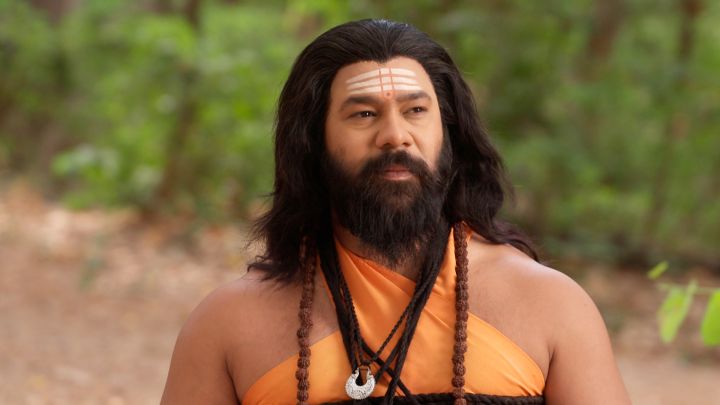 Chitra Meets Machindranath