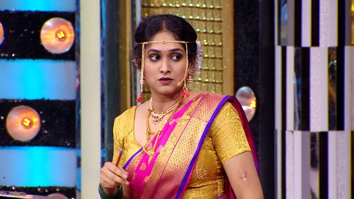 Vadhu Aani Pareeksha