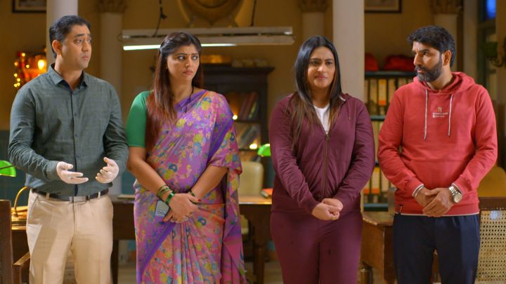 Padosiyo Ke Beech Ladai