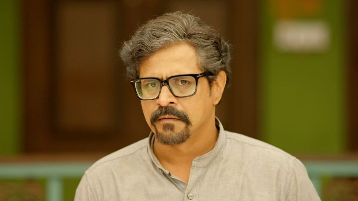 Dilip Tujhe Phone Kyun Kar Raha Hai?