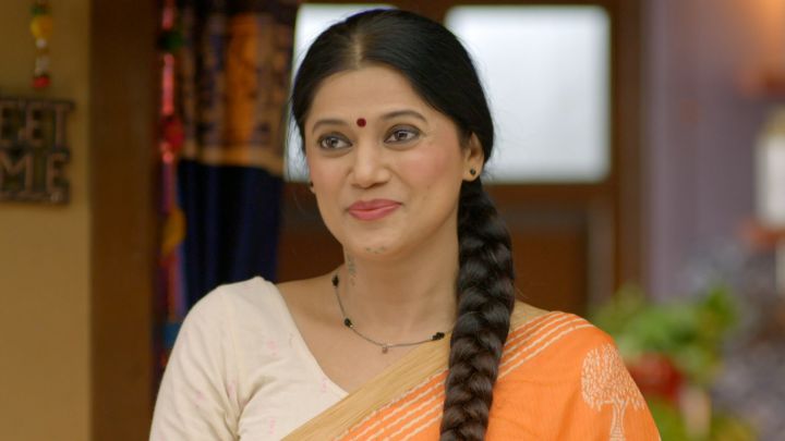 Deepti Looks For Jobs