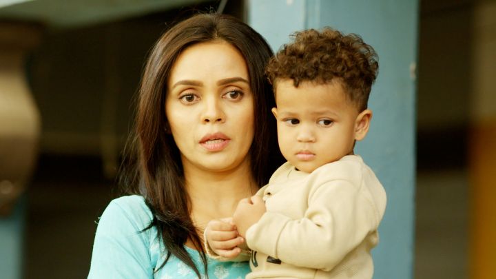 Jugal And Dilip Await Pushpa's Arrival