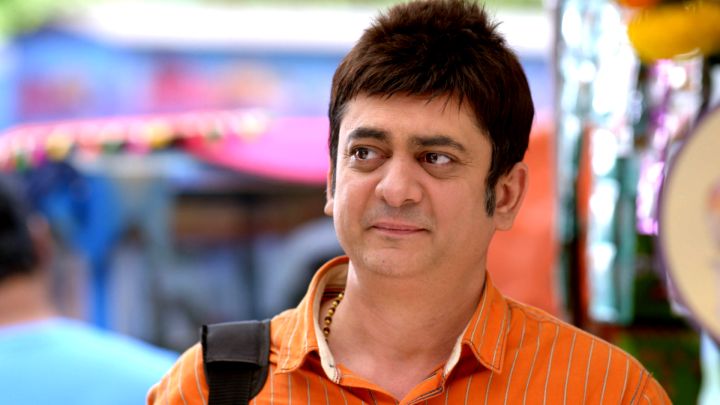 Rajesh Helps His Friend