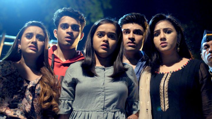 Sakhi In Big Trouble