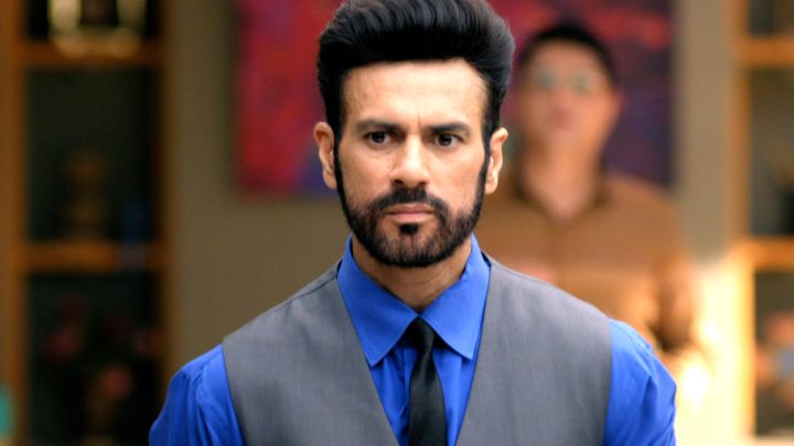 Nick Ke Expensive Shoes