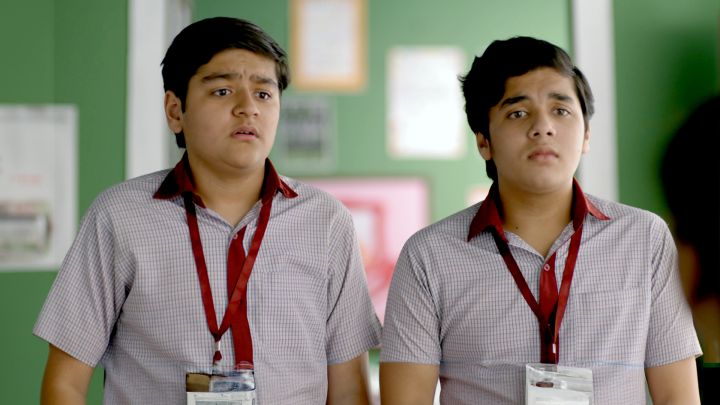 Question Paper Kisne Diya?