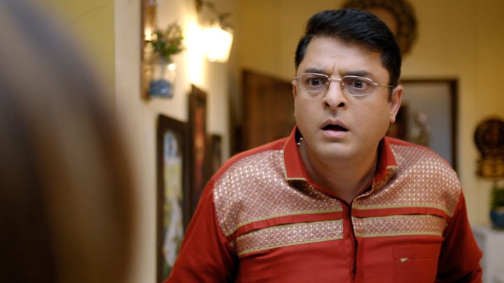 Sakhi Kuch Chupa Rahi Hai