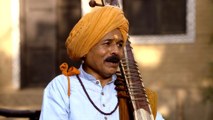 Apni Kamiyo Ko Bhi Apnao