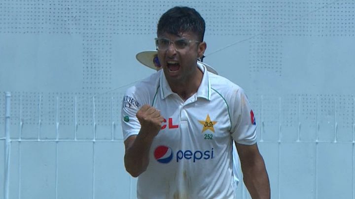 Abrar's 4-Fer Dents Sri Lanka